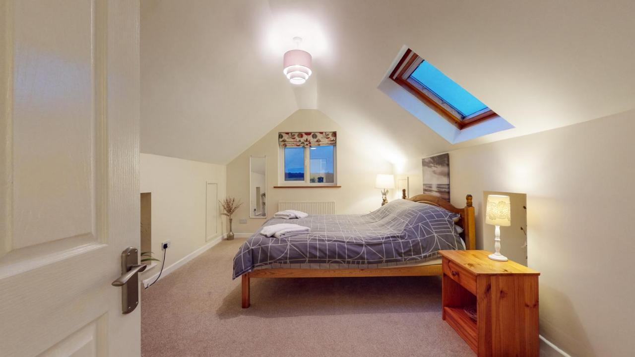 Jaw-Dropping Beach House In Anglesey Benllech Exterior foto